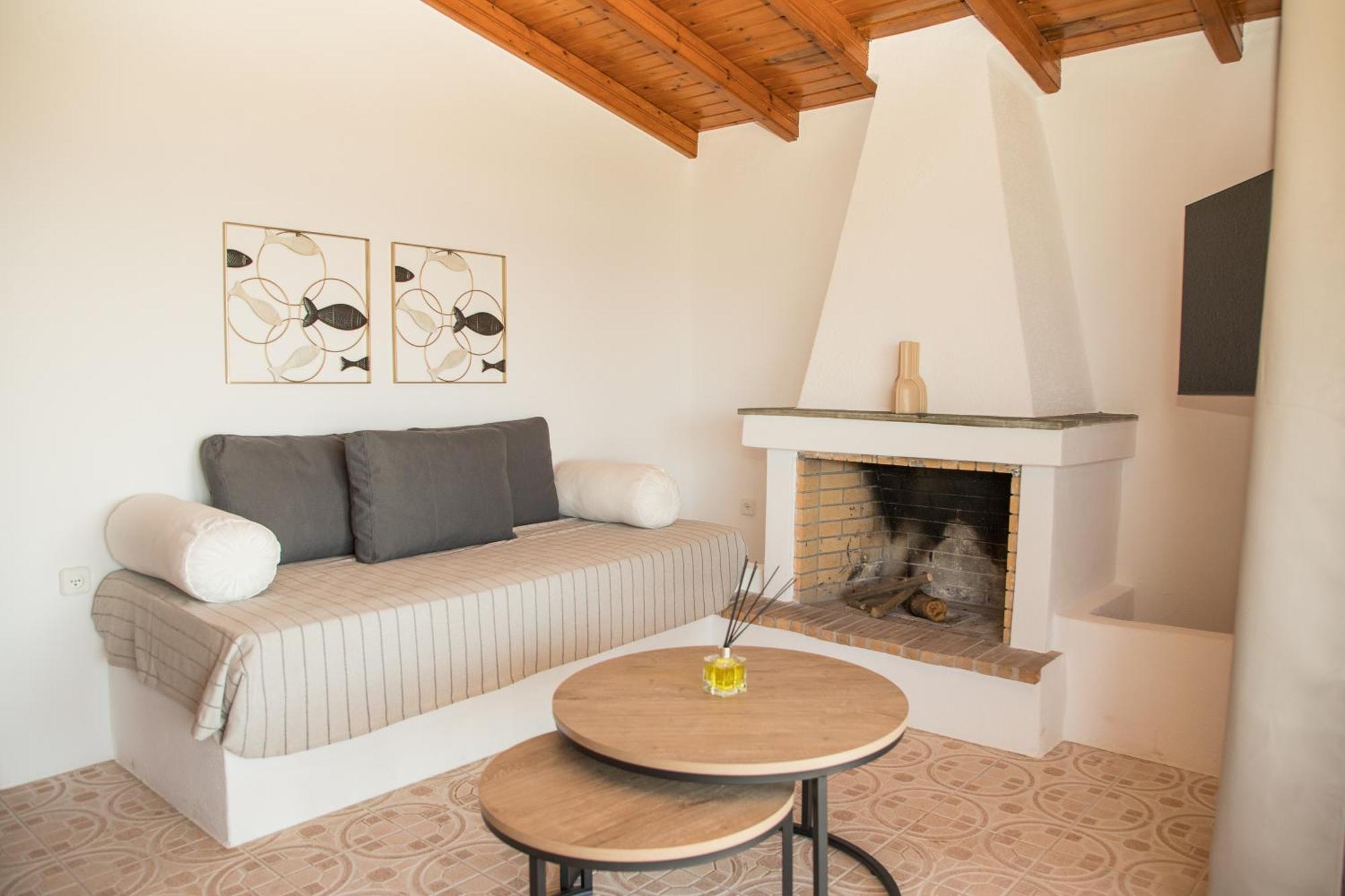 Blue Sea View Prime Apartment, Porto Heli Exterior photo